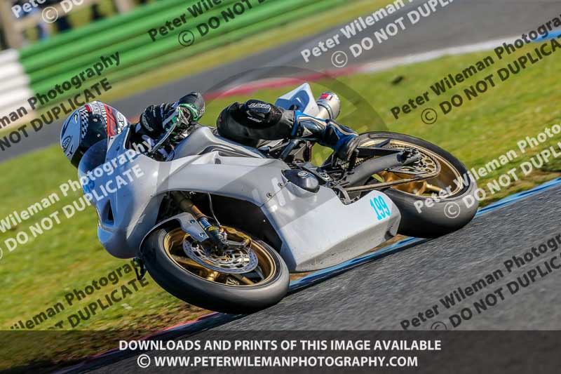 PJ Motorsport Photography 2018;enduro digital images;event digital images;eventdigitalimages;mallory park;mallory park photographs;mallory park trackday;mallory park trackday photographs;no limits trackdays;peter wileman photography;racing digital images;trackday digital images;trackday photos